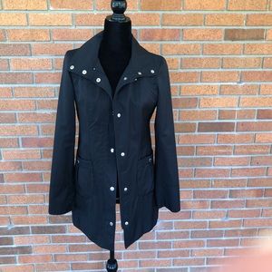 GUESS SIZE SM Rain coat